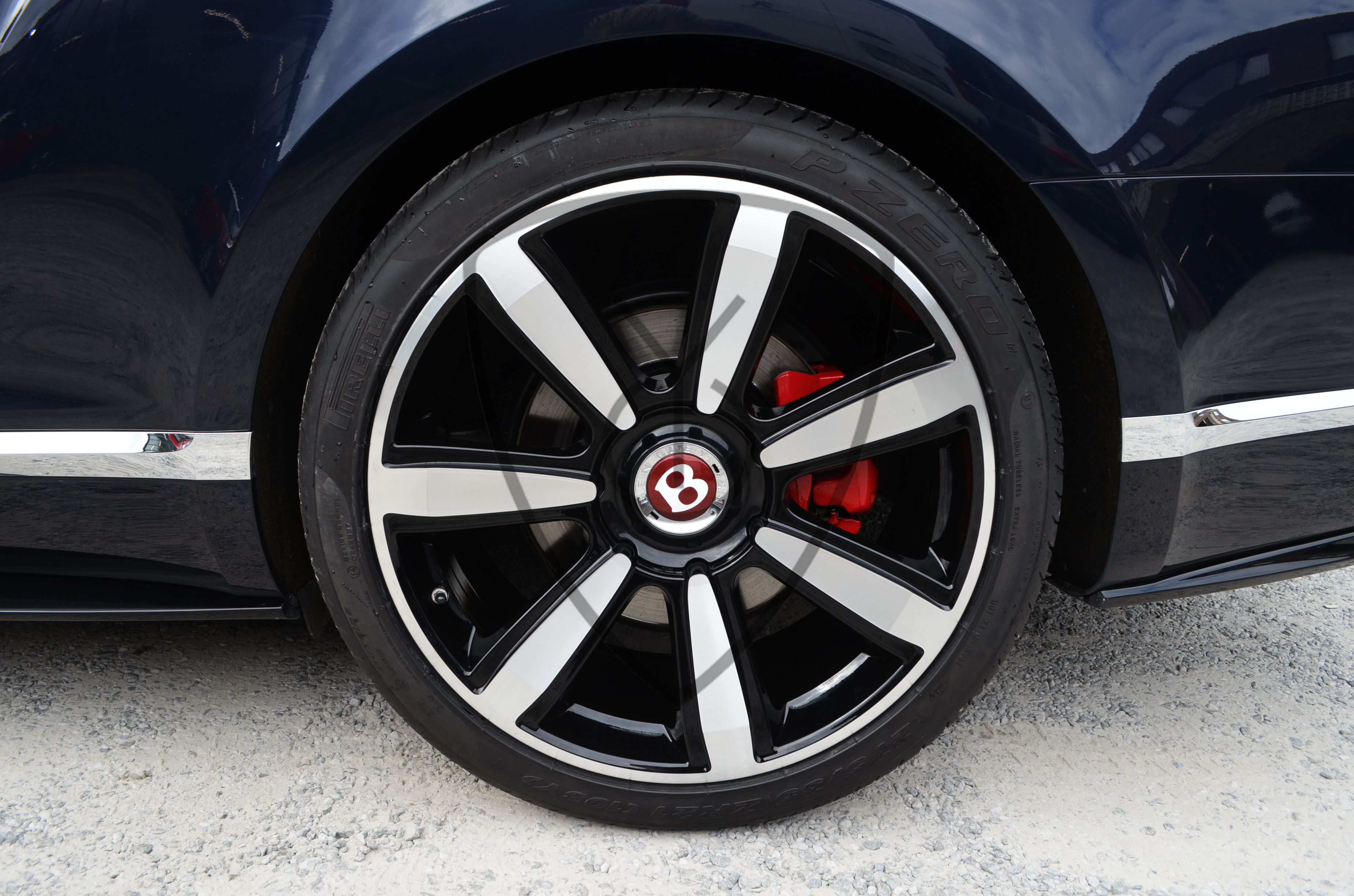 BENTLEY CONTINENTAL — image 15